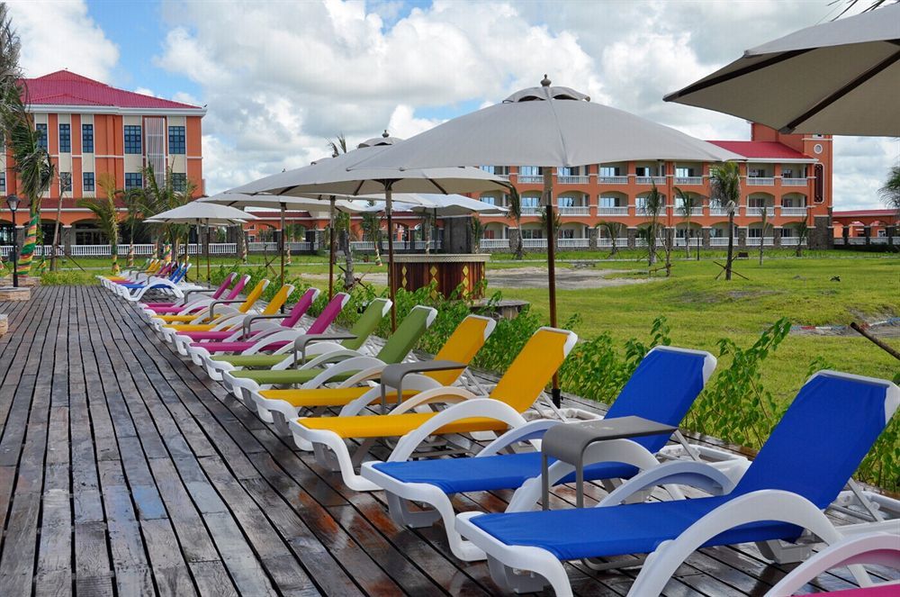 Golden Peacock Resort Hotel Beira Bagian luar foto